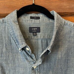 J. Crew Men’s chambray short sleeve shirt